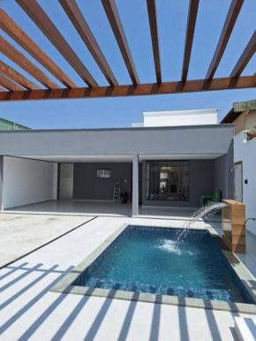 Casa Aconchegante 500mts praia